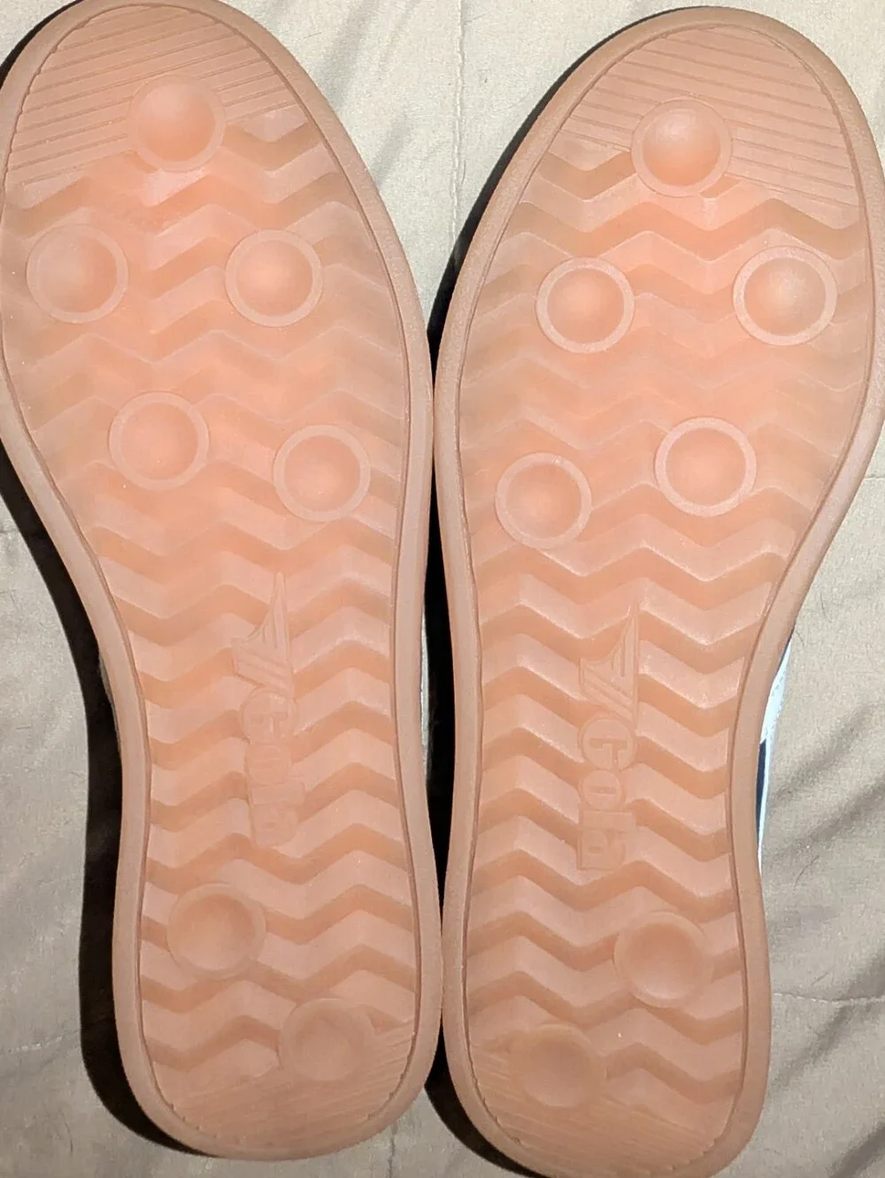 NWOT Gola Cyclone Women's Sneakers Size 10 Black White And Pink